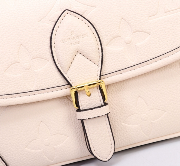 ルイヴィトンバッグ細部ディテール